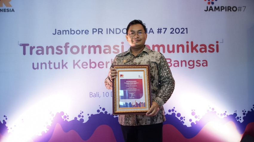 Kepala Biro Humas IP Kementan Dianugrahi Award Pemimpin Public Relations Berpengaruh 2021